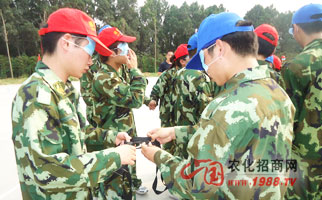 �𱬾W(w��ng)�j(lu��)��չӖ(x��n)��֮�����҈@