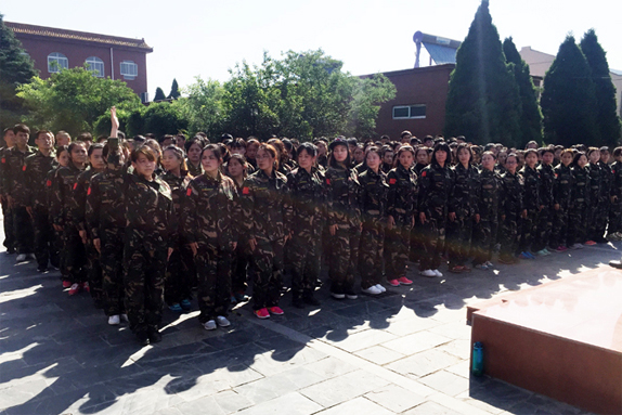 整體劃一、一令一動(dòng)，火爆網(wǎng)全體學(xué)員迅速集合！