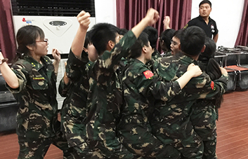 夢(mèng)想不是單個(gè)人的守護(hù)，而是團(tuán)隊(duì)共同的堅(jiān)持！