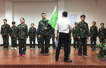 成王敗寇，再辣的青椒、再冷的冰水甘心承受！