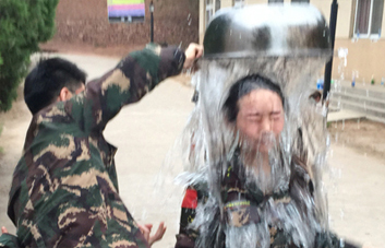 競(jìng)爭(zhēng)無(wú)所不在，壓力也無(wú)處不存！這就是市場(chǎng)！