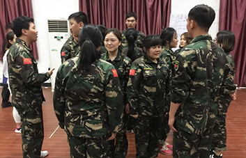 最真誠(chéng)的慷慨就是贊賞他人！